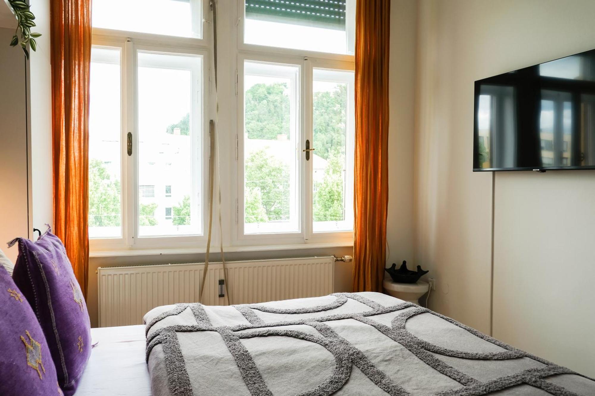 Stilvolles Apartment Im Zentrum - Free Parking Graz Extérieur photo